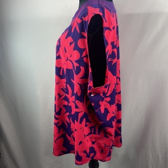 Liz Claiborne Plus Size Floral Tank Blouse with V Neck Line - Picture 5 of 7